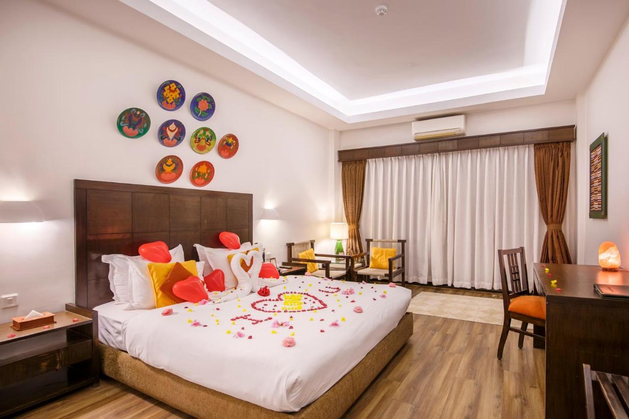 Club Himalaya, By Ace Hotels Nagarkot Esterno foto