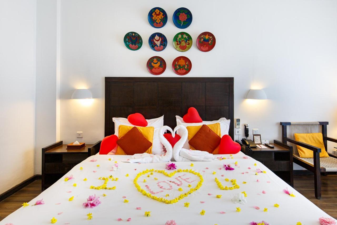 Club Himalaya, By Ace Hotels Nagarkot Esterno foto