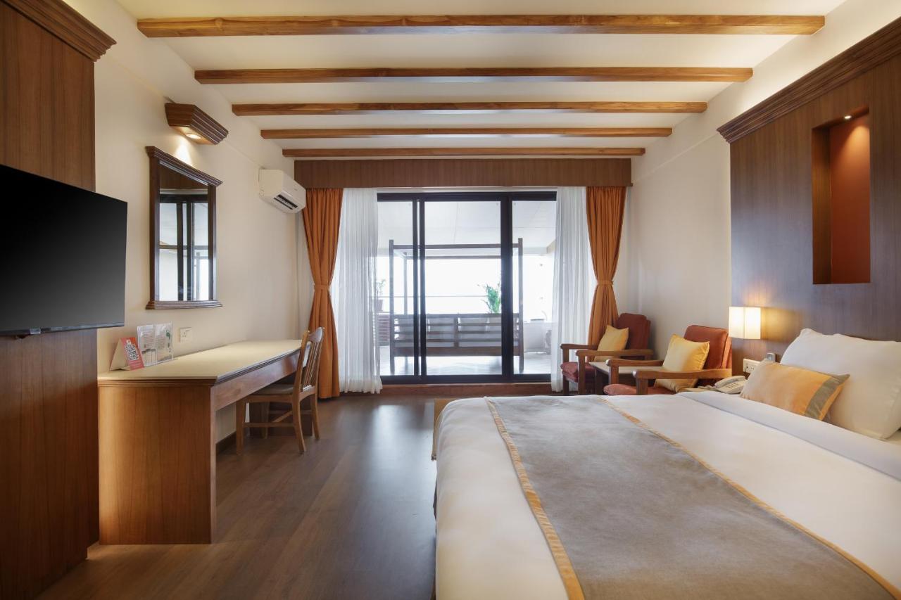 Club Himalaya, By Ace Hotels Nagarkot Esterno foto